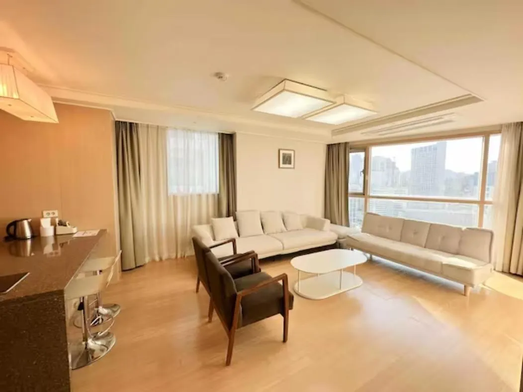 Hotel With Pusan